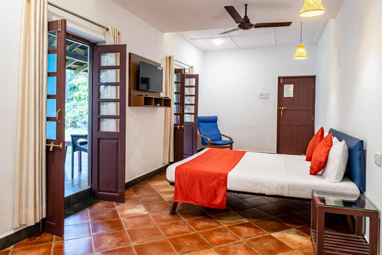 O Camarao Hotell Calangute Eksteriør bilde