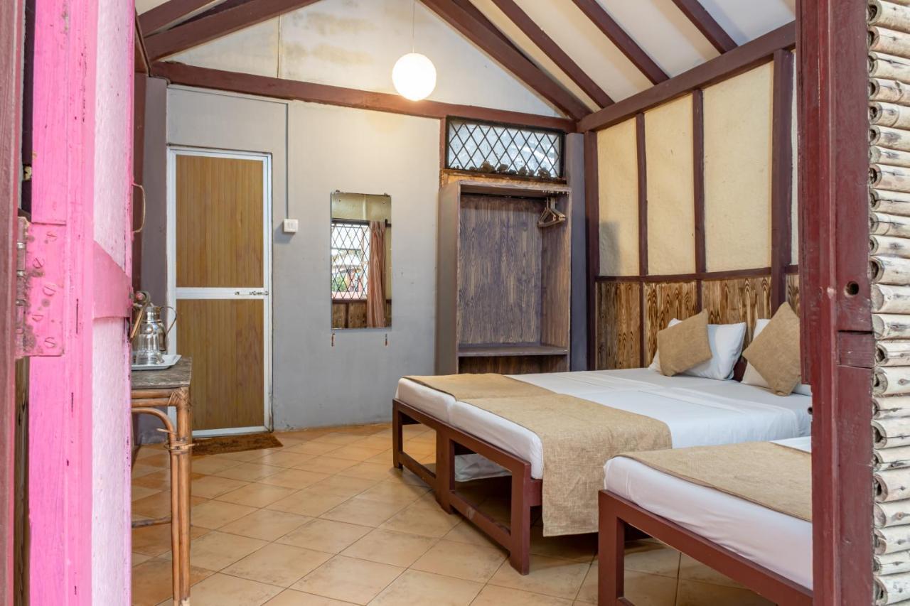 O Camarao Hotell Calangute Eksteriør bilde