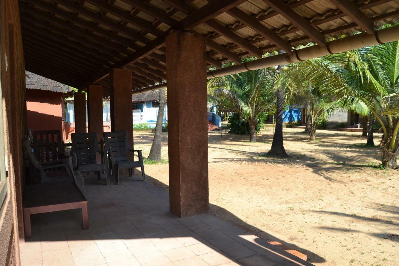 O Camarao Hotell Calangute Eksteriør bilde